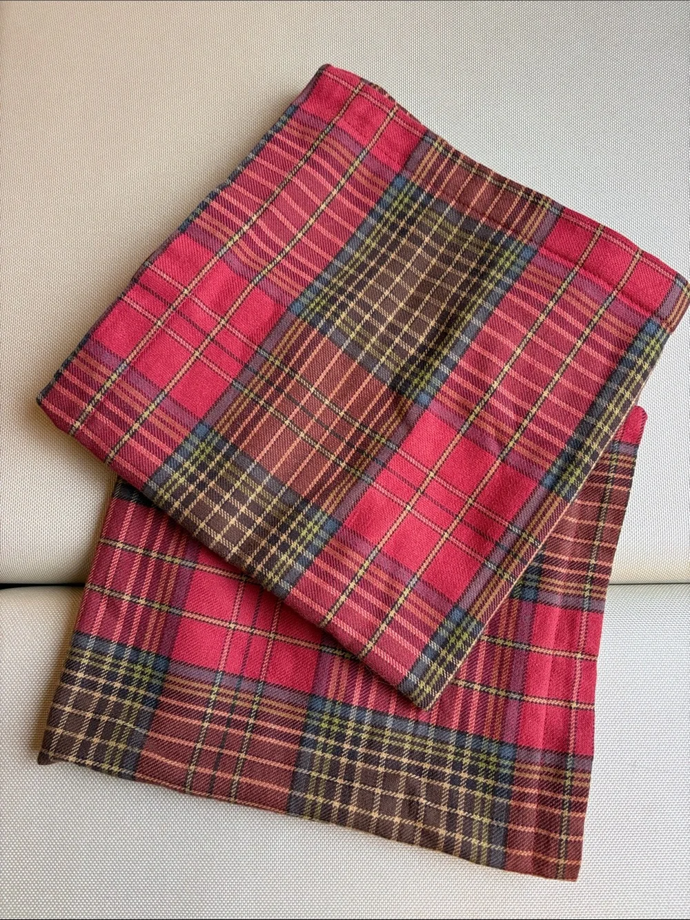 Lauren, Ralph Lauren plaid Square Red and Brown pillow case set